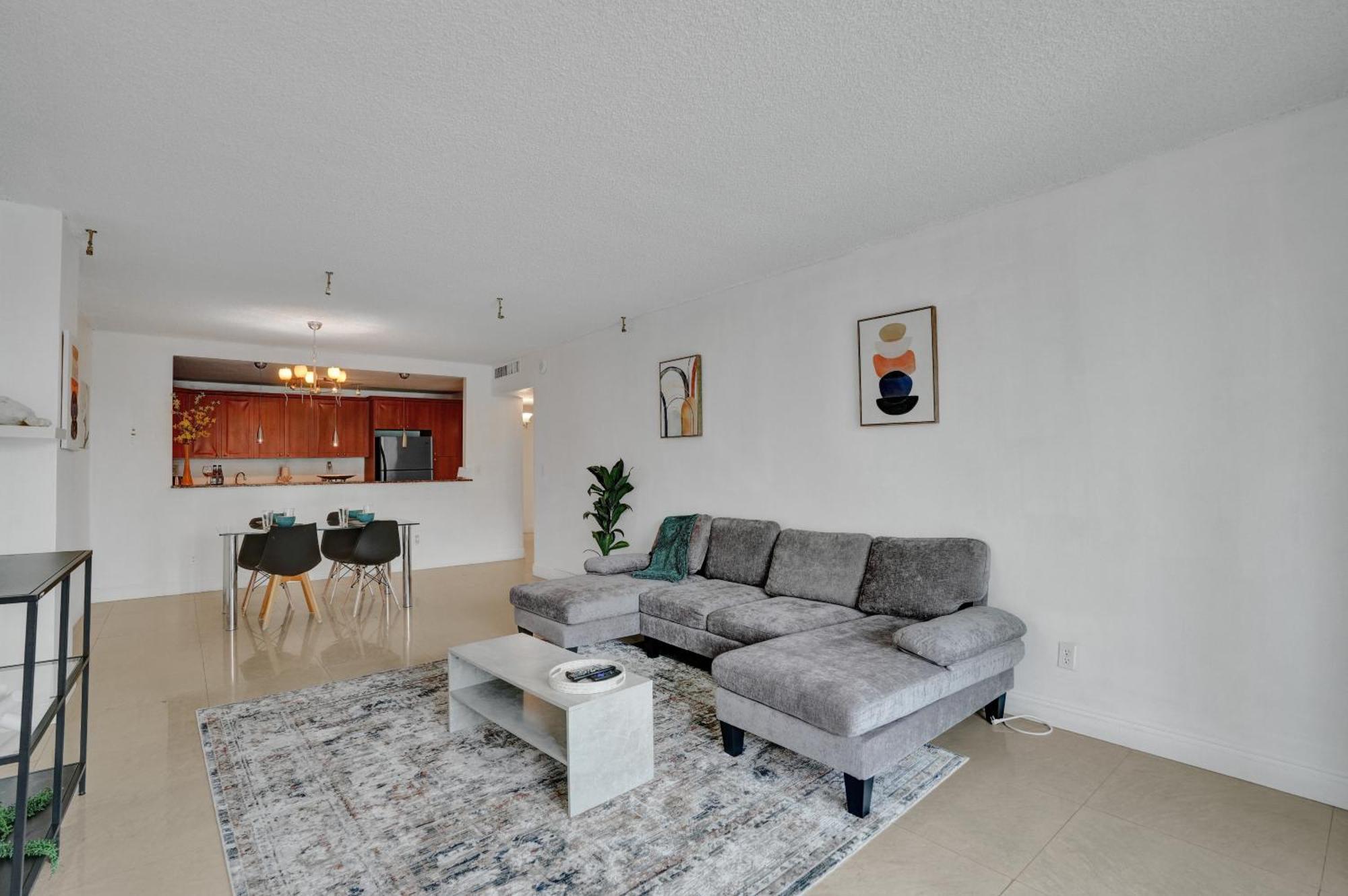 Ocean Reserve Luxury Condos Across From Sunny Isles Beach Miami Beach Buitenkant foto