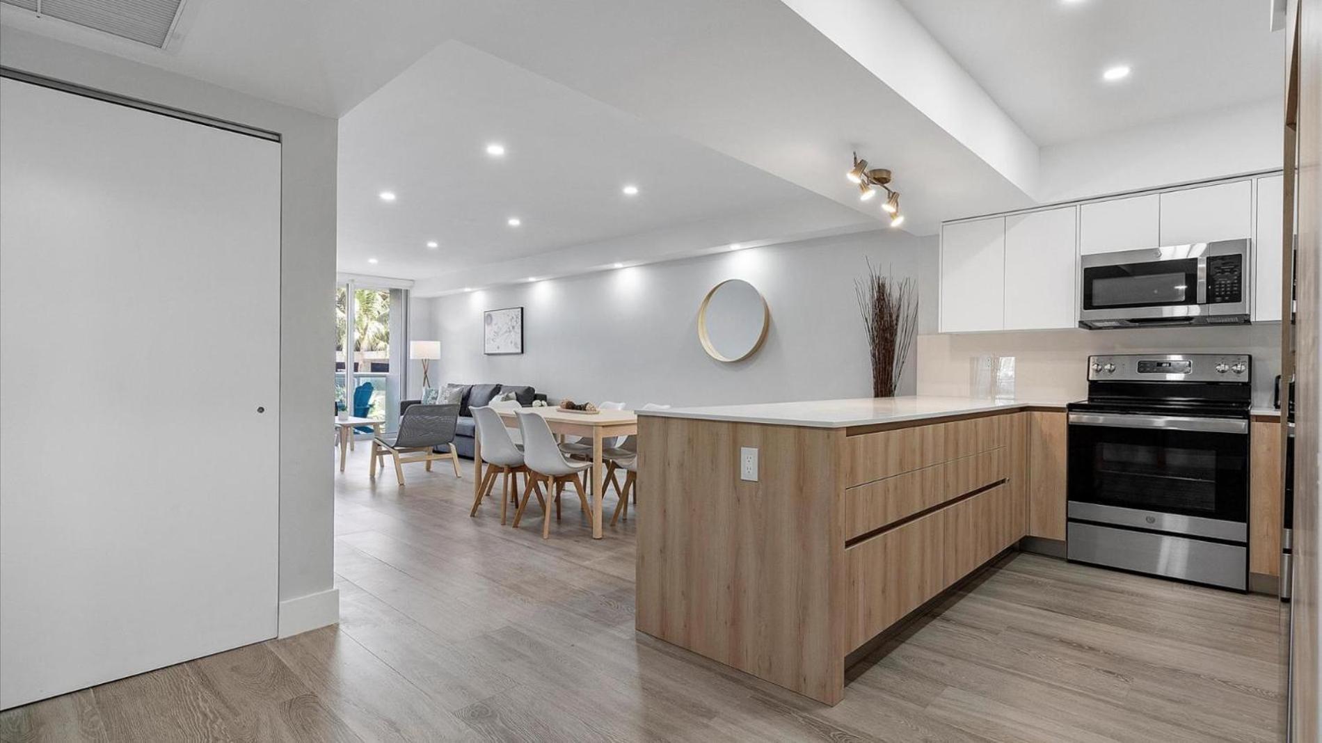 Ocean Reserve Luxury Condos Across From Sunny Isles Beach Miami Beach Buitenkant foto