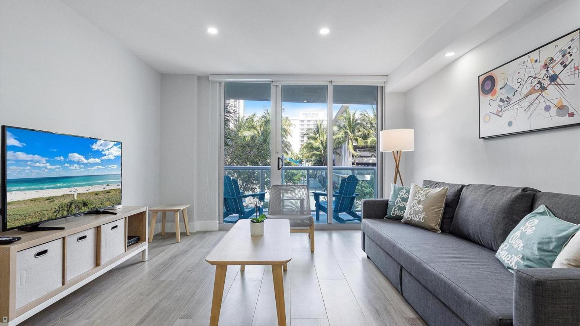Ocean Reserve Luxury Condos Across From Sunny Isles Beach Miami Beach Buitenkant foto